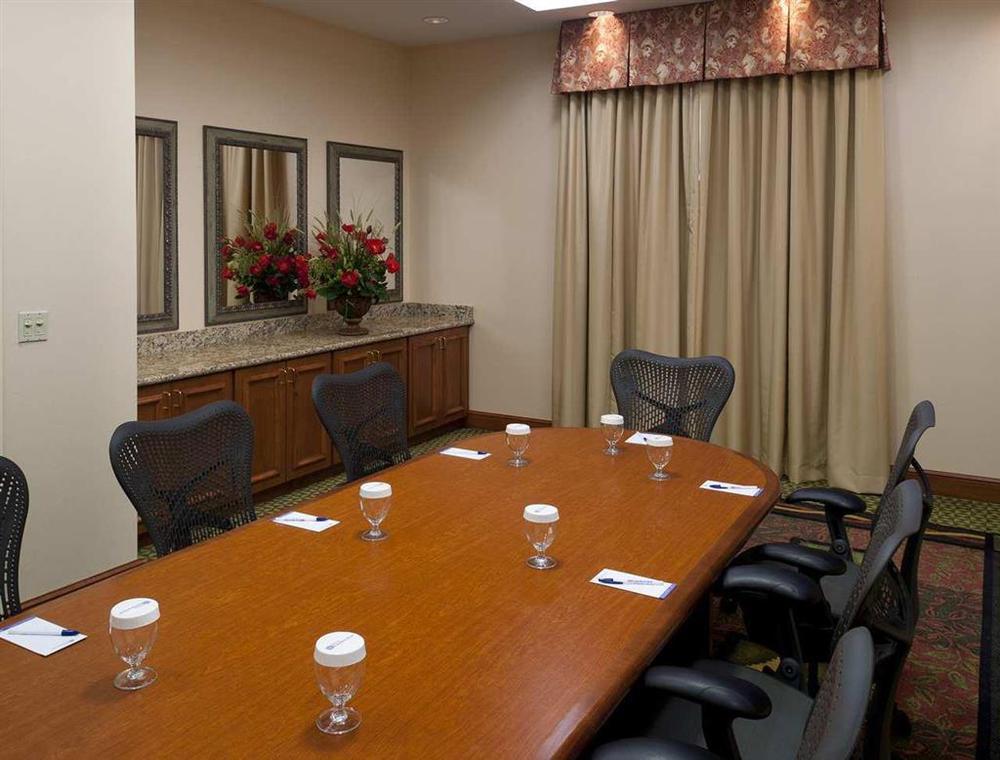 Hilton Garden Inn Schaumburg Facilidades foto