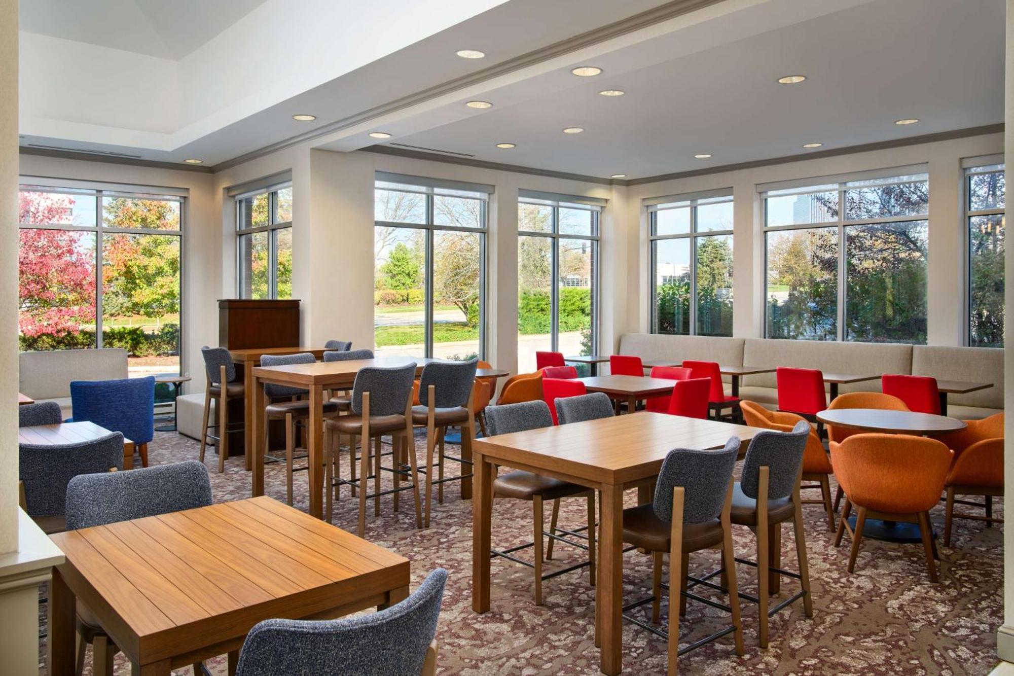 Hilton Garden Inn Schaumburg Exterior foto